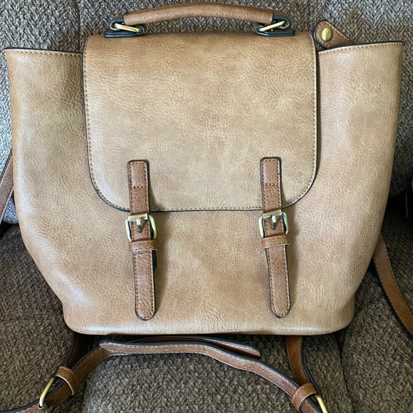 Vegan leather backpack - Picture 5 of 6